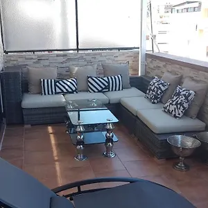 https://precioso-atico-con-terraza-en-plaza-de-andalucia.hotelsinnerja.org